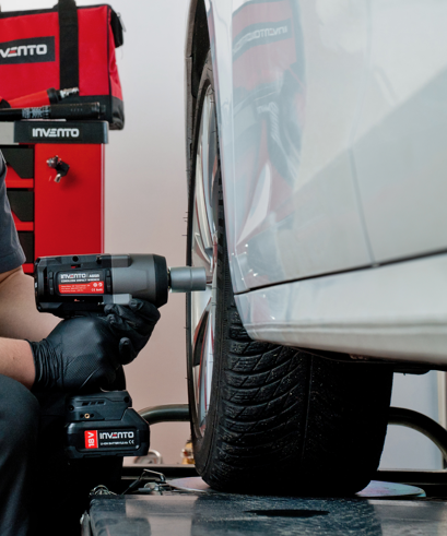 klucze akumulatorowe